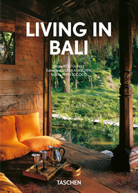 LIVING IN BALI. EDIZ. INGLESE, FRANCESE E TEDESCA