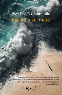 INCENDIO SUL MARE