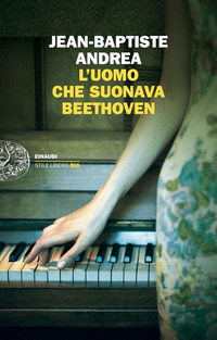 UOMO CHE SUONAVA BEETHOVEN