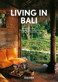 LIVING IN BALI - EDIZ. ITALIANA SPAGNOLA E PORTOGHESE. 40TH ANNIVERSARY EDITION