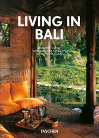Living in bali. ediz. inglese, francese e tedesca 