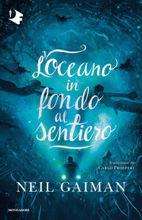 Oceano in fondo al sentiero 