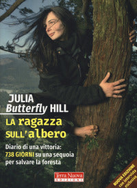 Ragazza sull'albero 