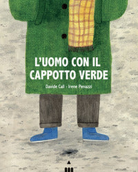 Uomo con il cappotto verde 